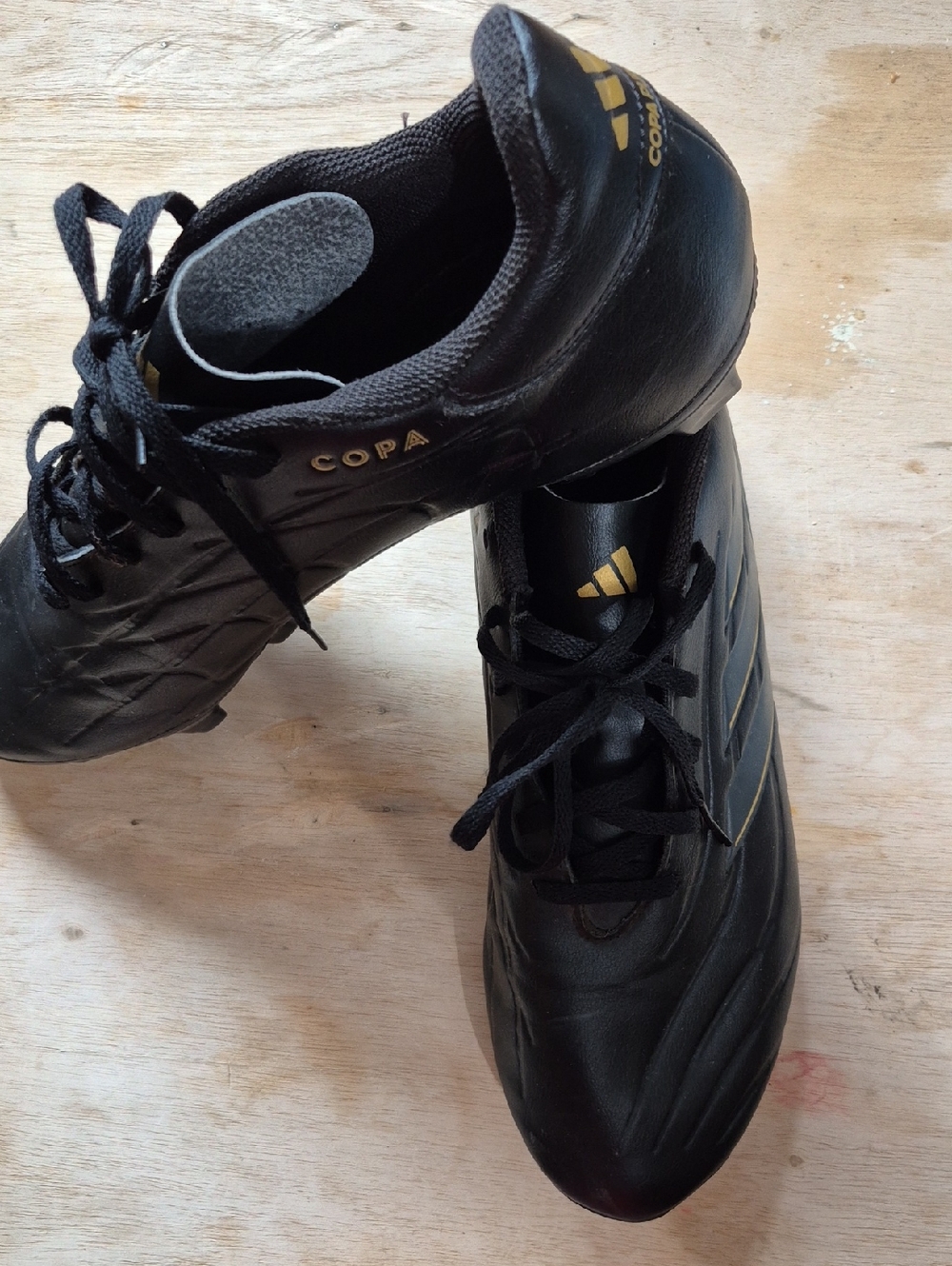 Adidas COPA Men’s Black Athletic Soccer cleats with Gold Logo - Picture 2 of 5